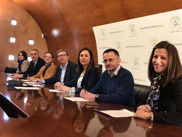 La Concejalía de Turismo habilita 5 puntos de atención al visitante y 30.000 impresos informativos dentro del operativo especial para Semana Santa