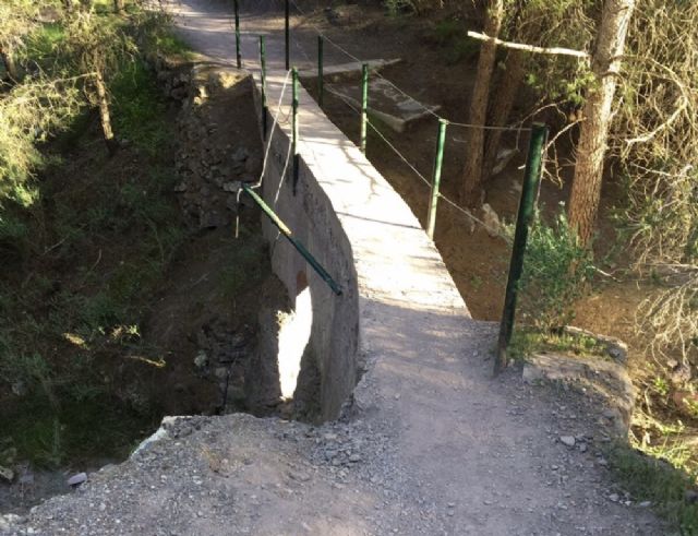 El PSOE pide mejoras en la ruta al Cejo y mirador de la Peñarrubia para garantizar la protección de los senderistas