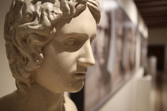 El MASS acogerá este viernes la presentación del catálogo de la exposición 'Capuz. Profano y Sacro'