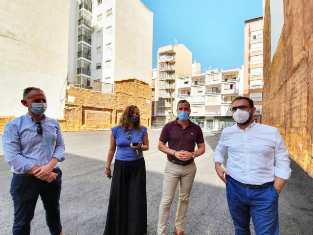 El Ayuntamiento de Lorca acondiciona un céntrico solar para la creación de 24 nuevas plazas de aparcamiento público