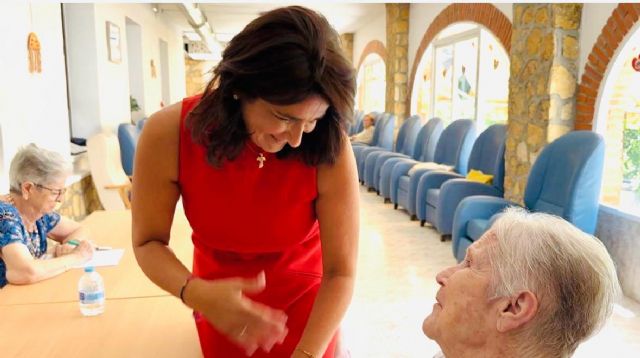 Las residencias de mayores de Lorca adaptan las actividades habituales con los usuarios a las altas temperaturas