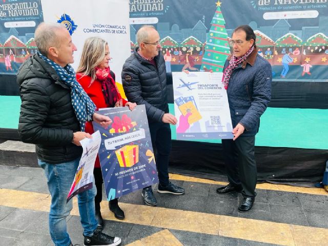 La Unión de Comerciantes sorteará dos viajes y premios de 200 euros para fomentar las compras navideñas en Lorca