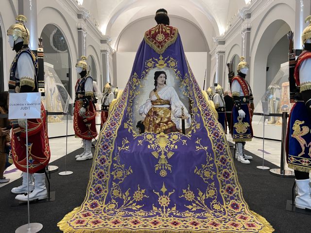 Mantos, cuadrigas e infantería asirio babilónica