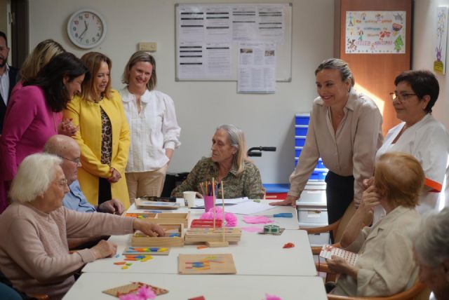 El Gobierno regional facilita la ampliación de plazas psicogeriátricas en el centro Caser Residencial Alameda de Lorca