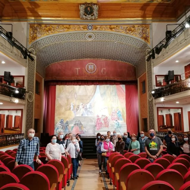 Casi medio millar de personas disfrutan de la Ruta de Muñoz Barberán incluida en los actos organizados por el Ayuntamiento por el centenario del nacimiento del artista lorquino