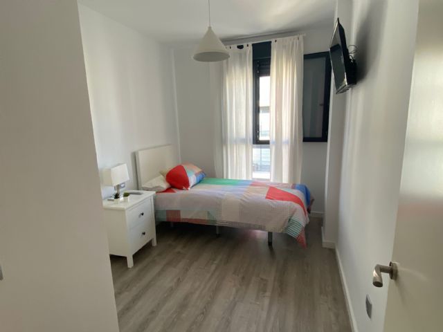 Apandis estrena en Lorca el primer piso tutelado para personas con discapacidad intelectual y del desarrollo