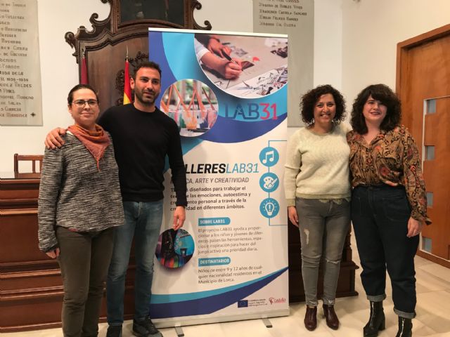 Cazalla Intercultural pone en marcha talleres creativos para menores dentro del proyecto Lab31 con el objetivo de complementar programas de integración