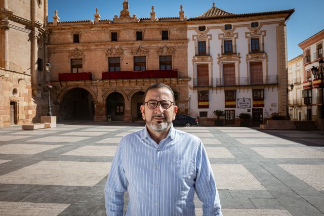 'El PSOE exige al Gobierno regional que concrete la fecha del inicio de las obras en el antiguo Centro Comarcal de Salud y de la rehabilitación de la Cámara Agraria'