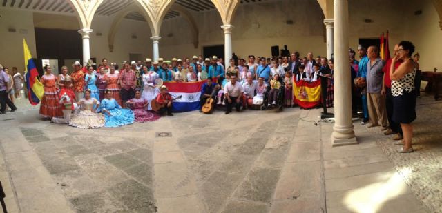 El Palacio de Guevara acoge la recepción oficial de 100 participantes procedentes de Indonesia, Paraguay, Colombia y Lorca