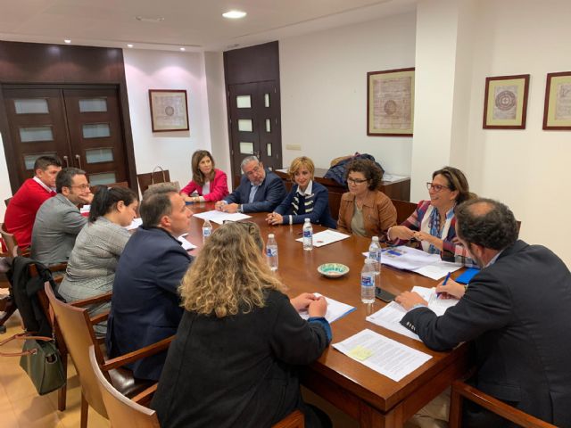 Fulgencio Gil exige al PSOE que aclare el bloqueo en la obra del Palacio de Justicia