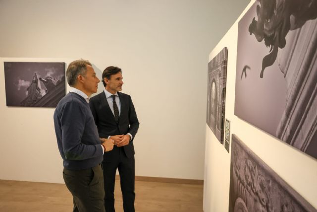 El Palacio de Guevara continúa con su puesta en valor acogiendo la exposición 'Belleza escondida', una mirada al paisaje urbano de Lorca