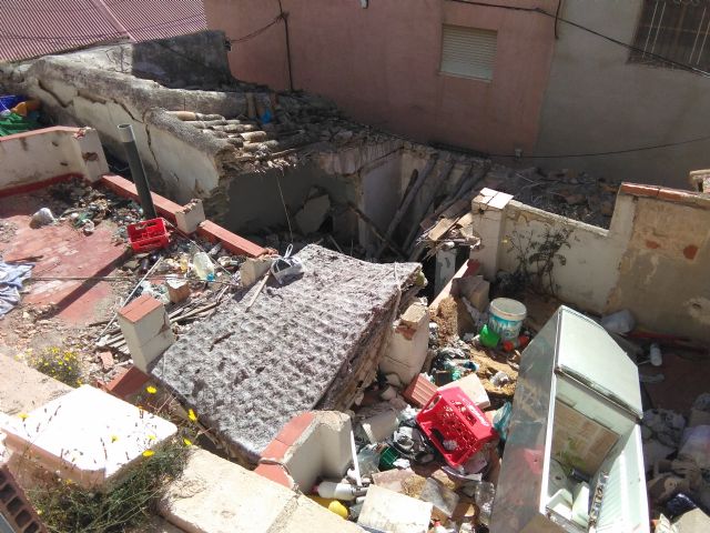 PSOE: 'Vamos a solucionar el abandono que sufren los vecinos del Calvario Viejo del Barrio de San Cristóbal'