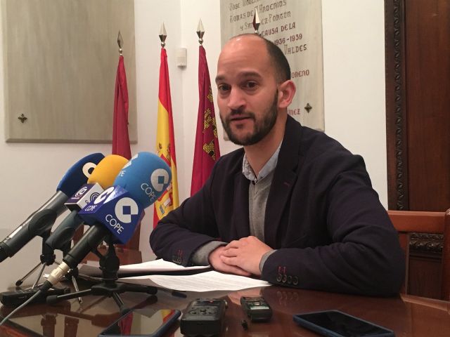 Ponce: 'Para seguir gestionando esta crisis seguiremos confiando en el criterio de las autoridades sanitarias'