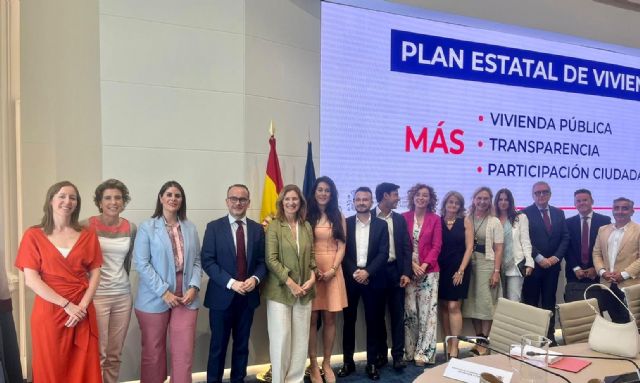 Fomento solicita a Vivienda las ayudas pendientes para los damnificados del terremoto de Lorca