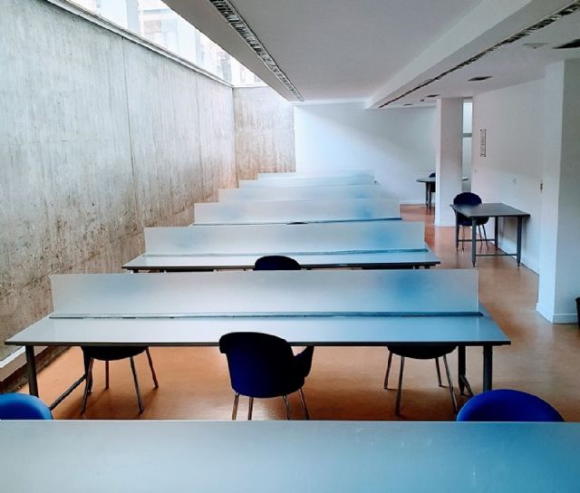 La Sala de Estudio de la Biblioteca Municipal ´Pilar Barnés´ volverá a ponerse en marcha mañana