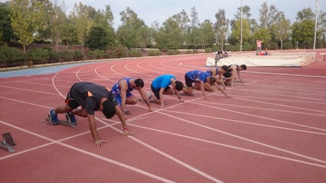 55 atletas participaron en el Gran Premio Gráficas Mariano