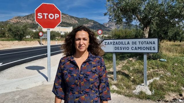 El PSOE celebra el final de las obras de la carretera de Zarzadilla de Totana, una apuesta del alcalde Diego José Mateos, y exige al PP que la abra al tráfico cuanto antes
