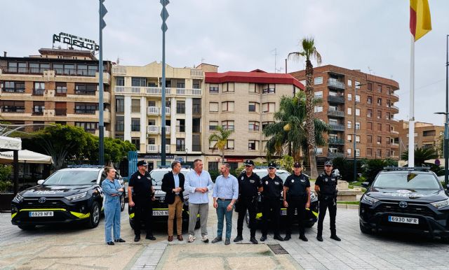 El Ayuntamiento de Lorca incorpora 4 nuevos vehículos híbridos para reforzar la Policía Local con una inversión aproximada de 200.000 euros