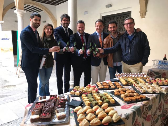 23 bares y restaurantes ofrecerán tapa y caña por 2´50 euros en la Feria del Sol 'Abril tapas 1.000' que se celebrará del 14 al 22 en Lorca