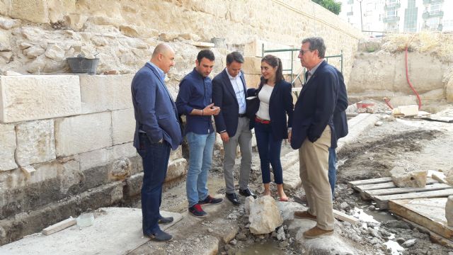 Las obras de recuperación de la Fuente del Oro permiten recuperar uno de los enclaves más tradicionales del casco urbano con una inversión de 265.000 euros