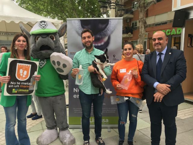 'No te metas en un marrón', la campaña con la que el Ayuntamiento pretende fomentar la actitud responsable de los dueños de mascotas