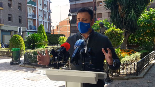 Mateos suma un nuevo fracaso al rechazar a la mitad de solicitantes de ayudas por el Covid