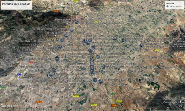 La Concejalía de Transportes actualiza el inventario de las más de 500 paradas de bus escolar para mejorar el mantenimiento y ubicación de las mismas