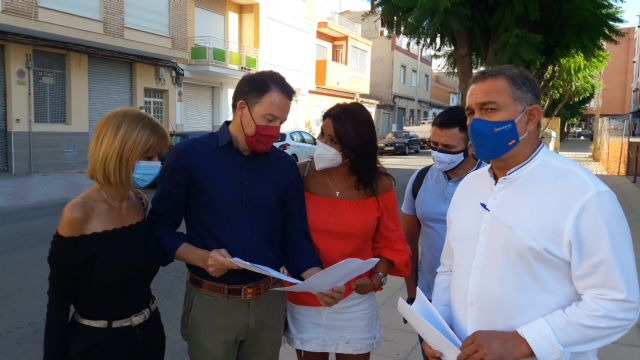 El alcalde del PSOE suprime sin previo aviso ni informar a los vecinos los fondos para la renovación urbana del Camino Viejo del Puerto y calles adyacentes