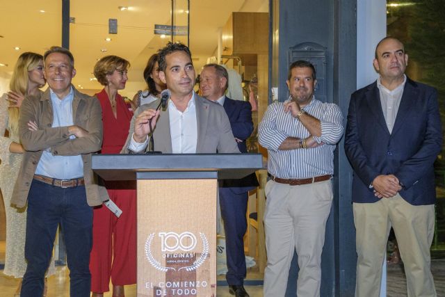 Ruiz Re alcanza el hito de las 100 oficinas: Un viaje de 56 años