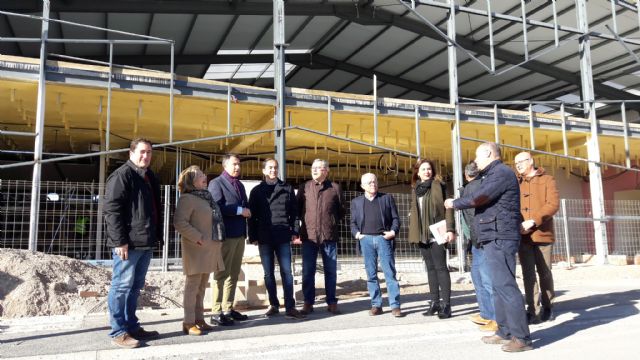 El eje de la carretera de La Hoya se consolida como corredor empresarial interior con la ampliación del polígono industrial