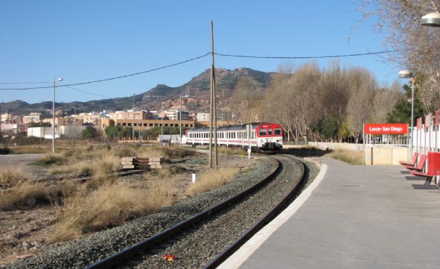 El PSOE apuesta por la modernización del Cercanías con la electrificación de la línea y la conexión de Lorca con Cartagena, Alicante y Madrid
