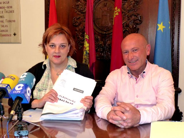 IU-Verdes denuncia caos y falta de medios para atender a los afectados por la devolución de las ayudas de los terremotos