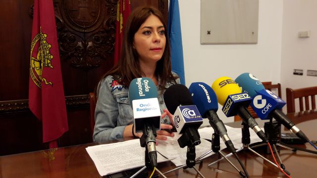 El Ayuntamiento y Cáritas seguirán prestando el servicio del albergue de transeúntes “muestra de la solidaridad de los lorquinos”