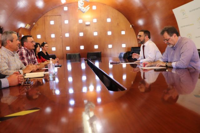 El alcalde se reúne con la nueva Junta Directiva de la Coordinadora de Organizaciones de Agricultores y Ganaderos (COAG) Lorca