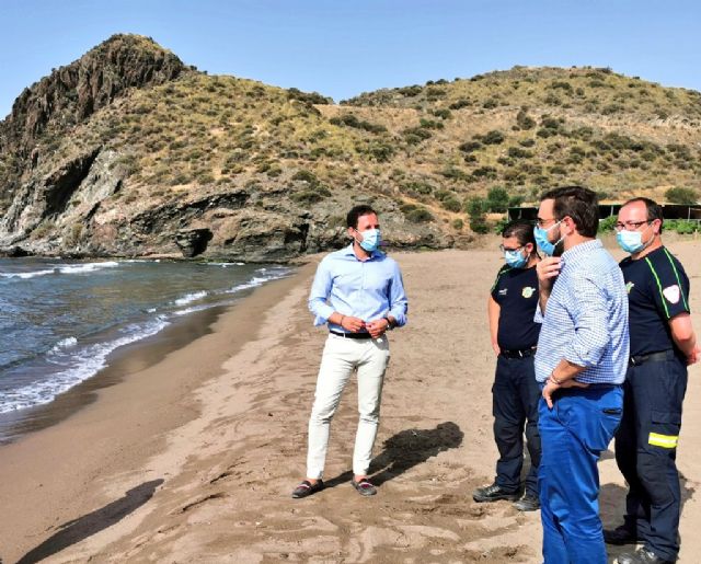 La cala de Calnegre consigue, un año más, la prestigiosa Bandera Azul