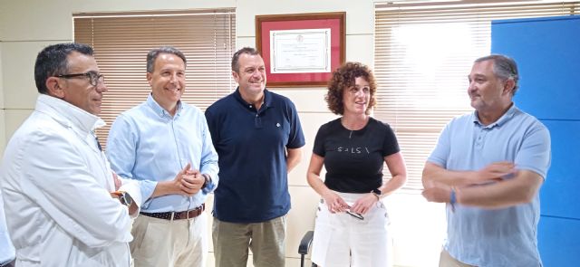 Fulgencio Gil destaca la pujanza y alta calidad del sector de la carne de bovino en el municipio, cuya cabaña ganadera supera las 84.000 cabezas