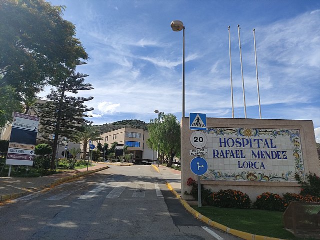 Un ciclista herido al colisionar con un turismo en la RM-701 dirección Los Cautivos, Lorca