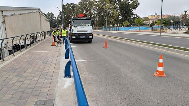El Ayuntamiento de Lorca refuerza la seguridad vial y la protección en la Avenida Alcalde Leoncio Collado