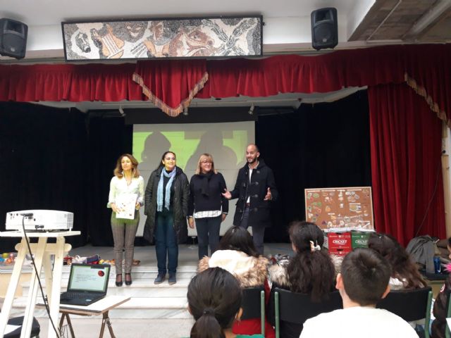 La Concejalía de Sanidad imparte Talleres Saludables en los colegios del municipio para educar de forma práctica y fácil en salud y nutrición