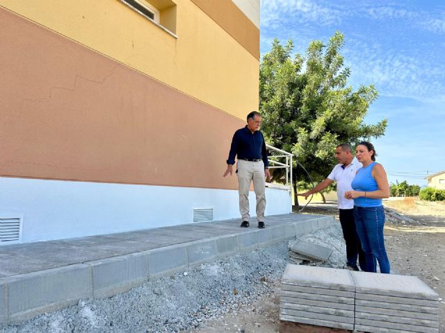 Las obras de mejora del Centro de Atención a la Infancia de Cazalla, con una inversión municipal de casi 35.000 euros, en su recta final