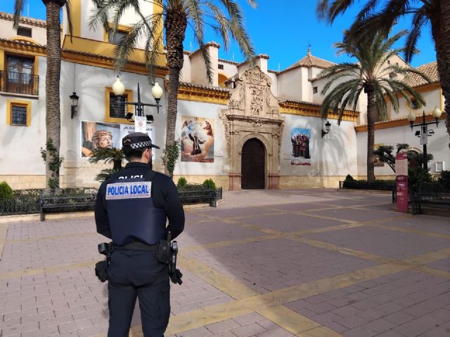 La Policía Local de Lorca detiene a dos personas como presuntas autoras de varios robos con fuerza en San Cristóbal y Los Ángeles