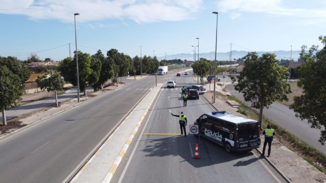 La Policía Local de Lorca recupera un vehículo de alta gama sustraído en Bélgica en un dispositivo de control de seguridad