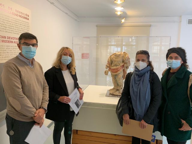 El Ayuntamiento de Lorca finaliza la restauración de la escultura de San Bartolomé hallada en la iglesia de San Patricio durante los trabajos de rehabilitación tras los terremotos