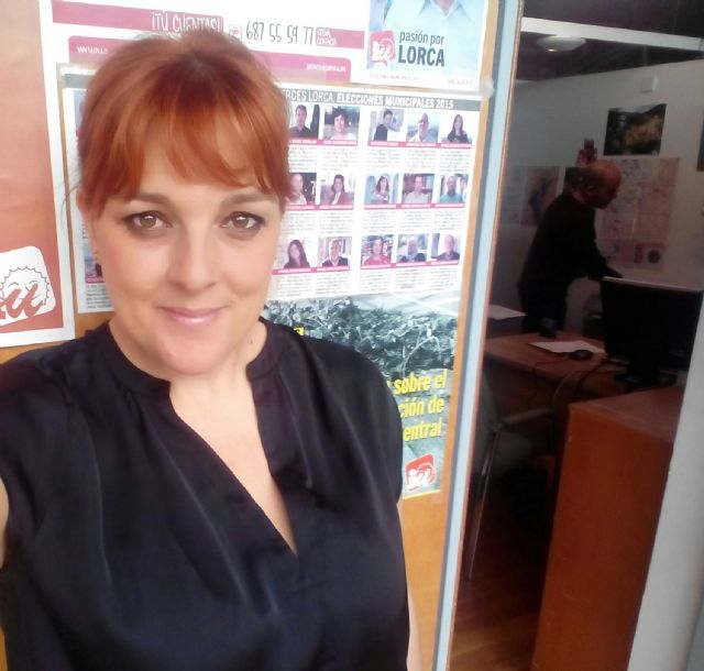 IU-Lorca exige la señalización de las paradas de autobús urbano en la Avenida Juan Carlos I y la bajada del precio del billete