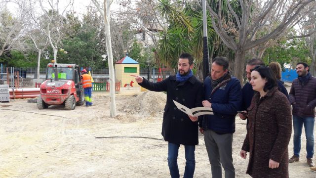La Consejería de Fomento renovará por completo el Parque Pediatra Diego Pallarés Cachá, que dispondrá de siete zonas de juegos para niños