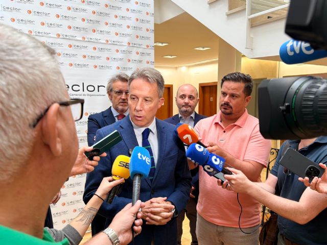 El alcalde vuelve a reclamar al Ministerio del Interior más agentes de Policía Nacional y Guardia Civil: 'exigimos seguridad y una respuesta inmediata'