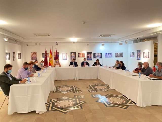 El alcalde de Lorca sostiene que 'la recuperación del casco histórico requiere de un plan integral que abarque el aspecto patrimonial y social de vivienda, urbanístico, comercial y de ocio'