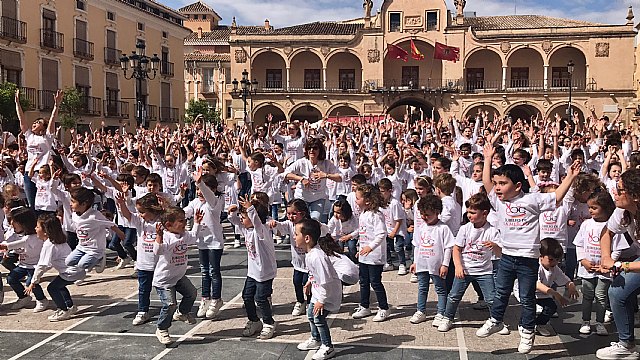 Las Mercedarias clausuran su año jubilar con una intervención urbana y jornada de puertas abiertas