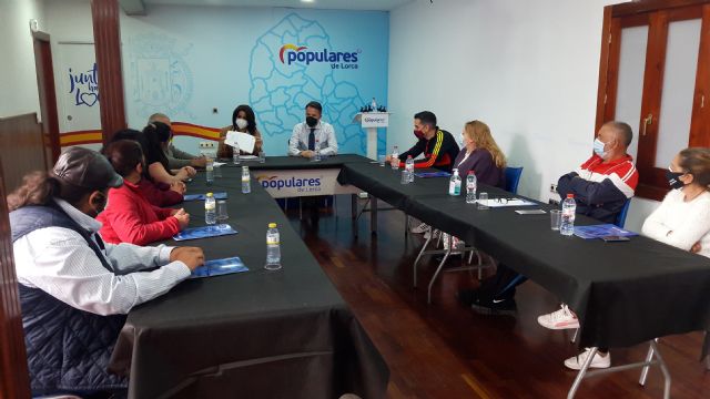 Las familias con derecho moral para volver a sus hogares en el barrio de San Fernando, a un solo trámite para poder regresar a sus pisos