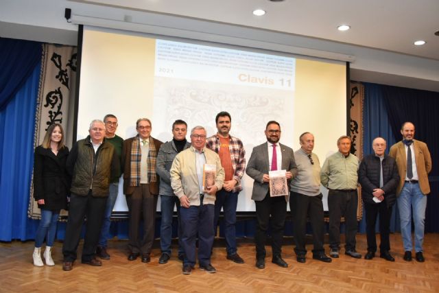 El alcalde de Lorca presenta la Revista Clavis, la publicación bianual de ciencias sociales y humanas editada desde el Archivo Municipal
